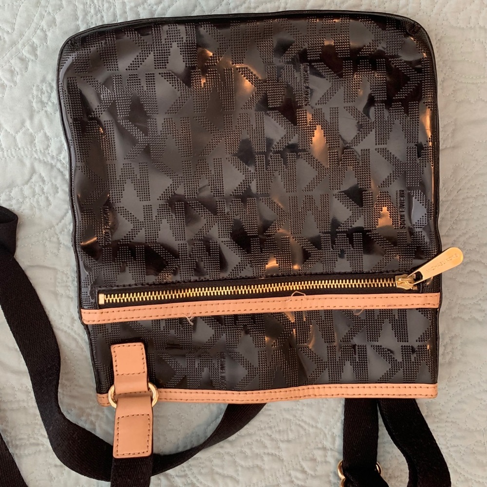 Michael Kors Crossbody purse
